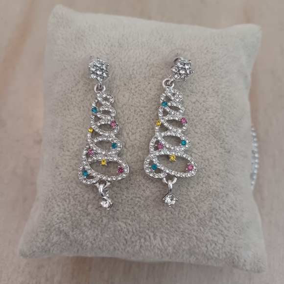 Silver Rhinestone Christmas Tree Star Drop Stud Earrings - Picture 3 of 7